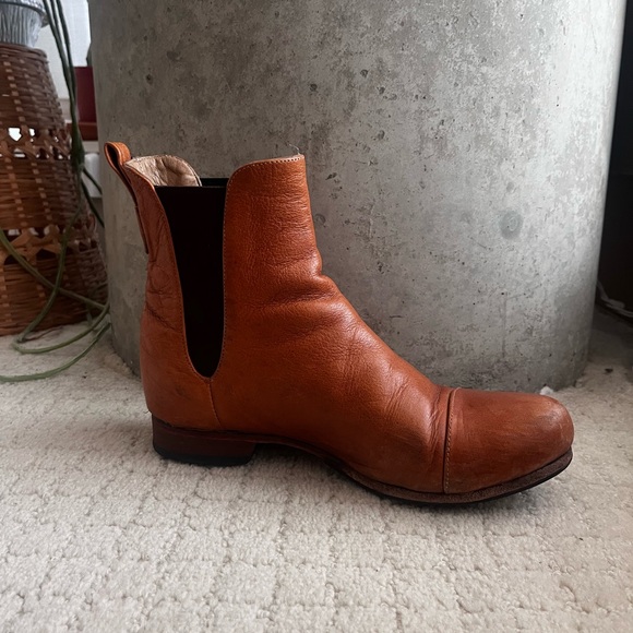 Poppy Barley Chestnut Ankle Booties - Picture 5 of 9